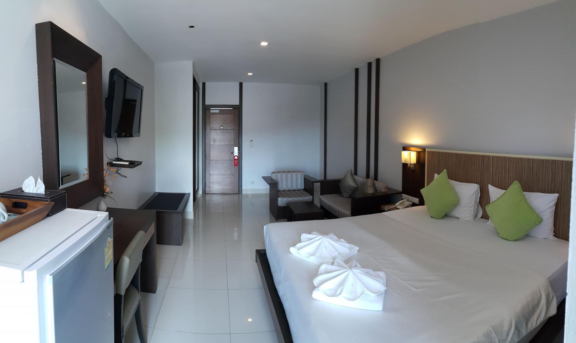 April Suites Pattaya Εξωτερικό φωτογραφία