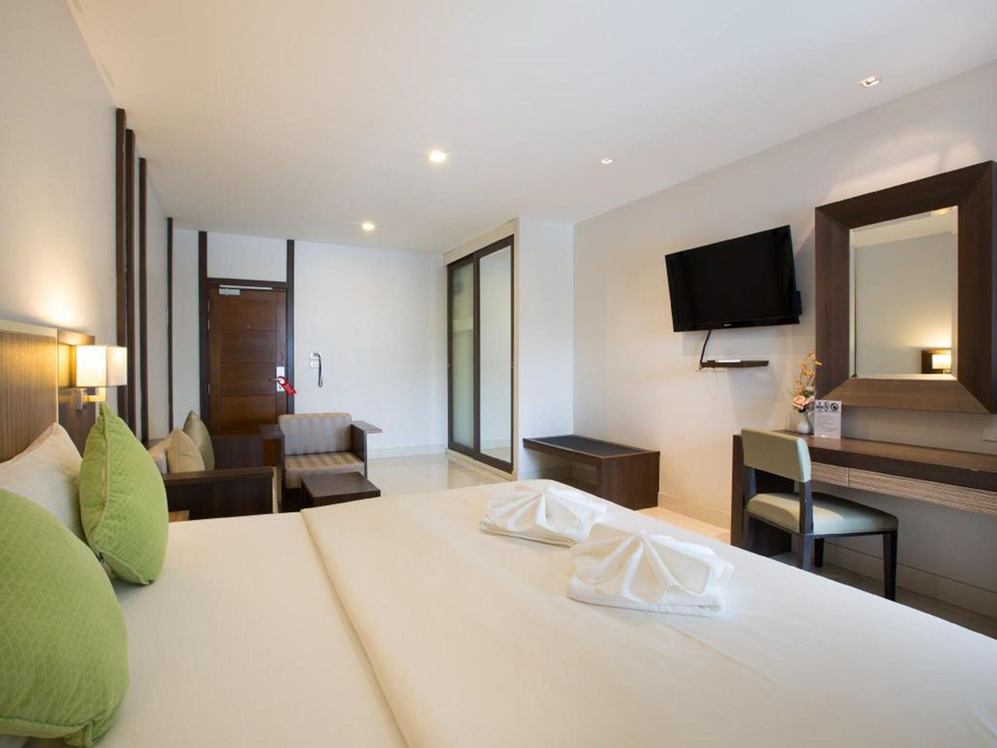 April Suites Pattaya Εξωτερικό φωτογραφία