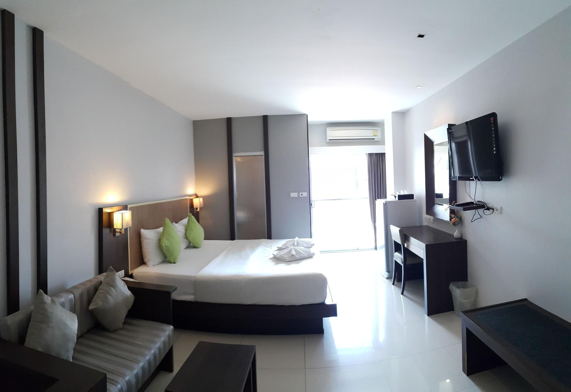 April Suites Pattaya Εξωτερικό φωτογραφία