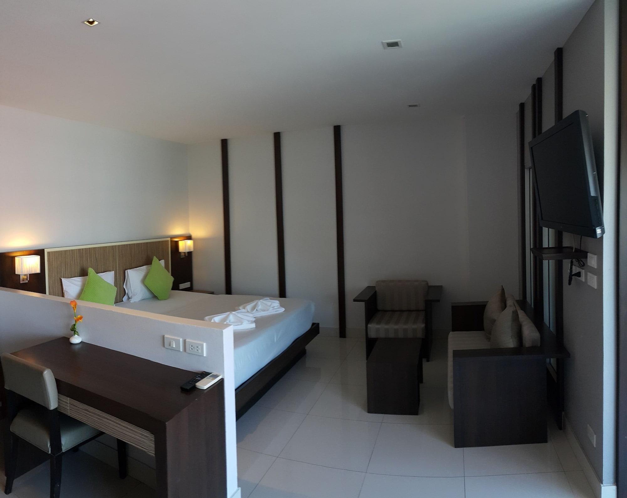 April Suites Pattaya Εξωτερικό φωτογραφία