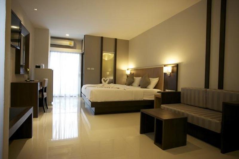 April Suites Pattaya Εξωτερικό φωτογραφία